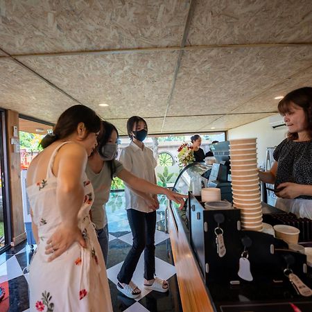 Apple House & Coffee Hotel Ba Ria Luaran gambar