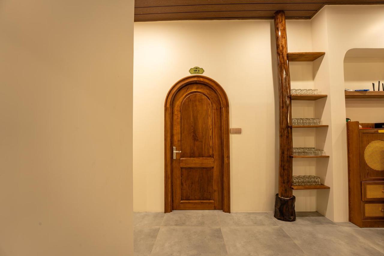 Apple House & Coffee Hotel Ba Ria Luaran gambar