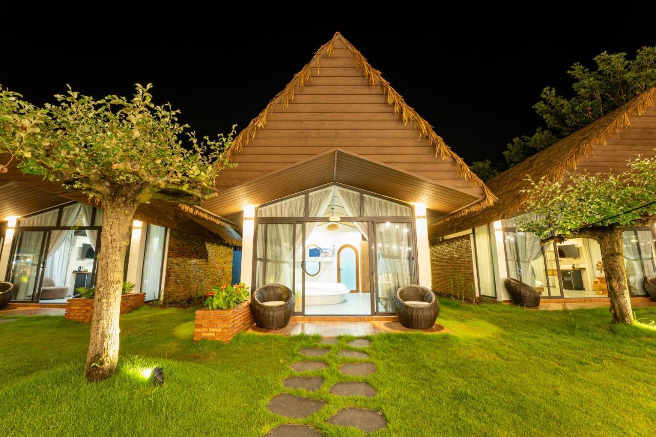 Apple House & Coffee Hotel Ba Ria Luaran gambar
